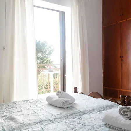 Frida'S Apartments Agios Georgios  Exterior photo